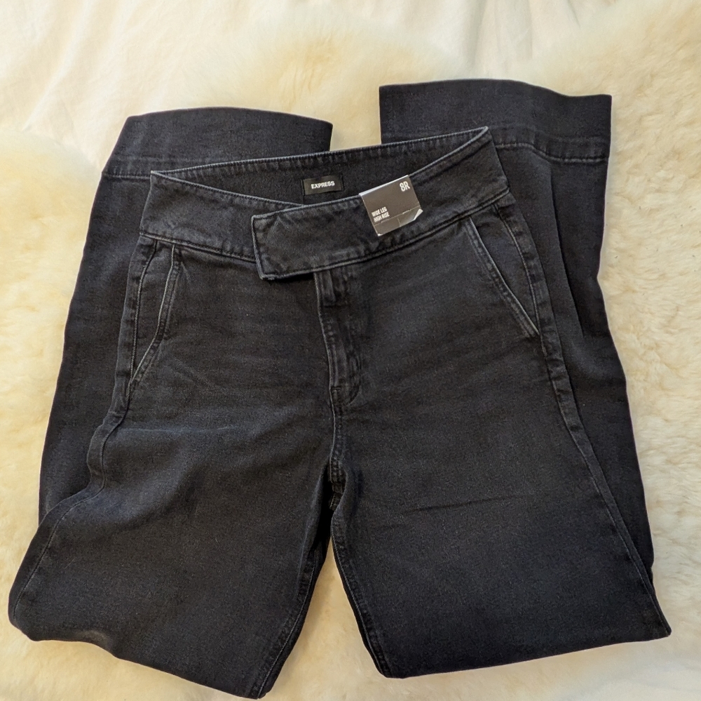 Express High Rise Wide Leg Jeans - Size 8